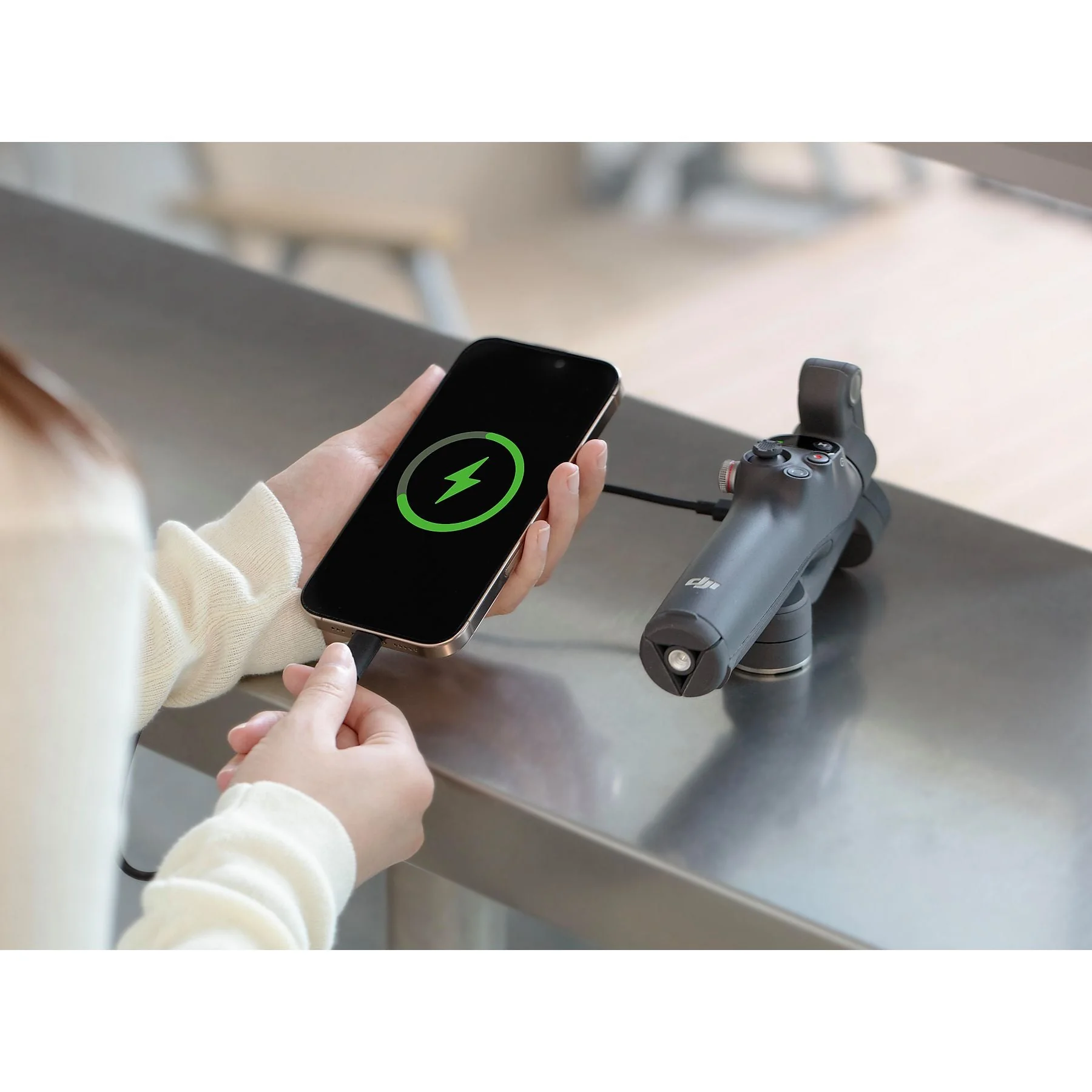 DJI Osmo Mobile 7P Intelligenter Smartphone Gimbal Grau 3 Achsen Vlog