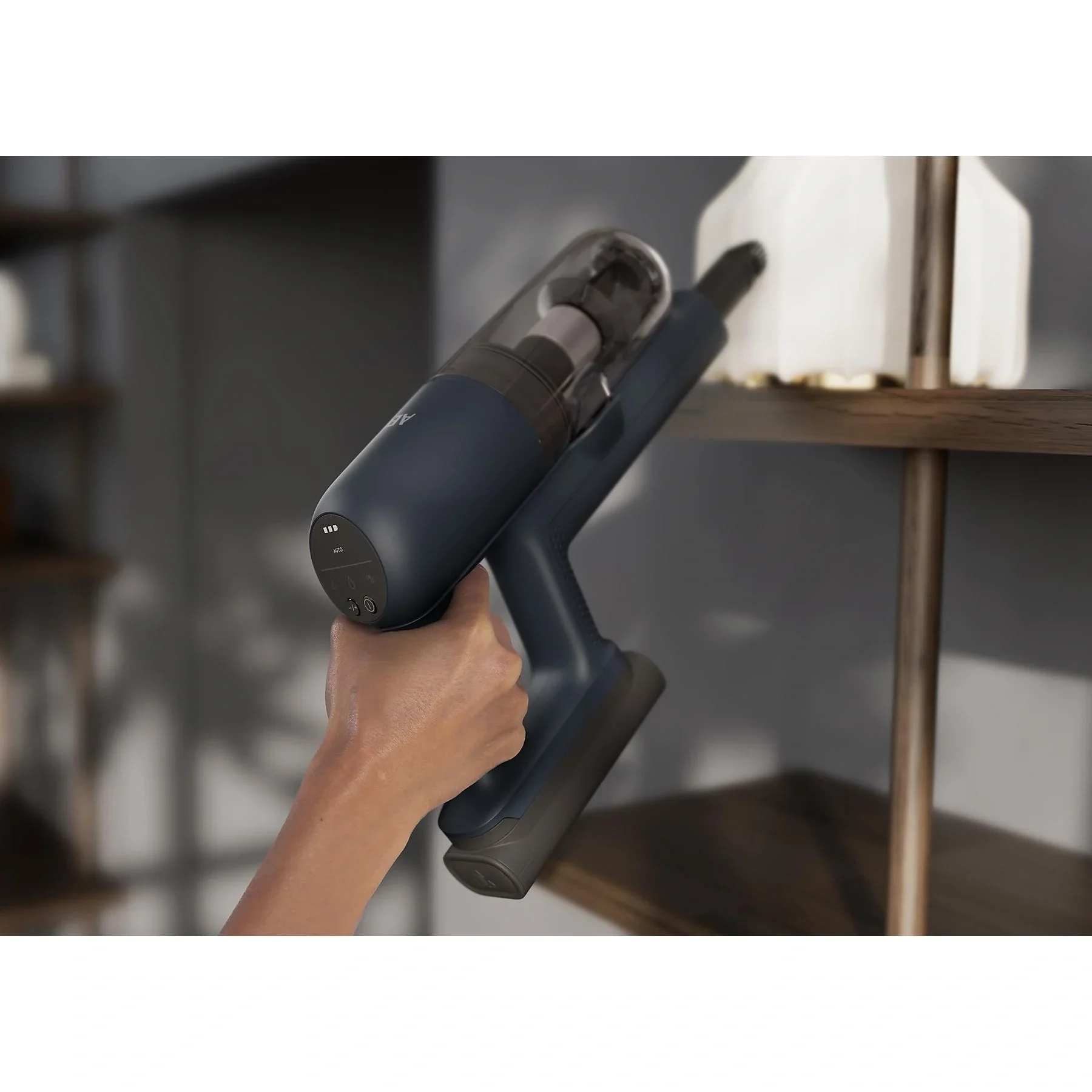 AEG ULTIMATE 7000 AP71U142MM kabelloser Akku Stielsauger 300 W