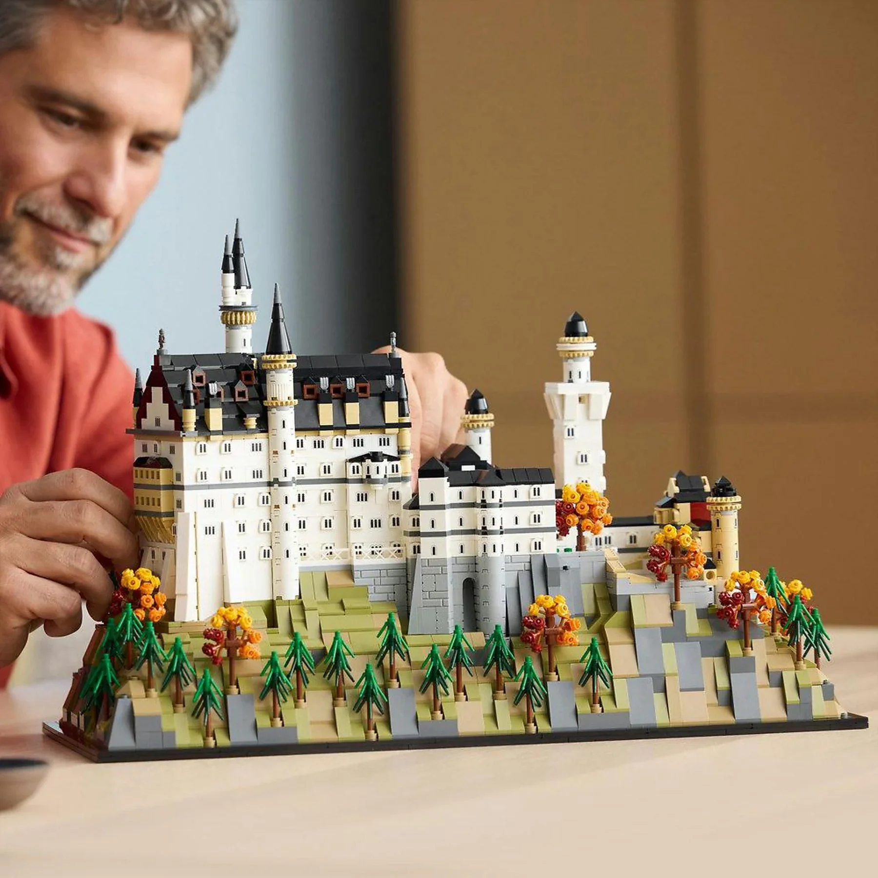 LEGO Architecture Schloss Neuschwanstein Bausatz 21063, mehrfarbig