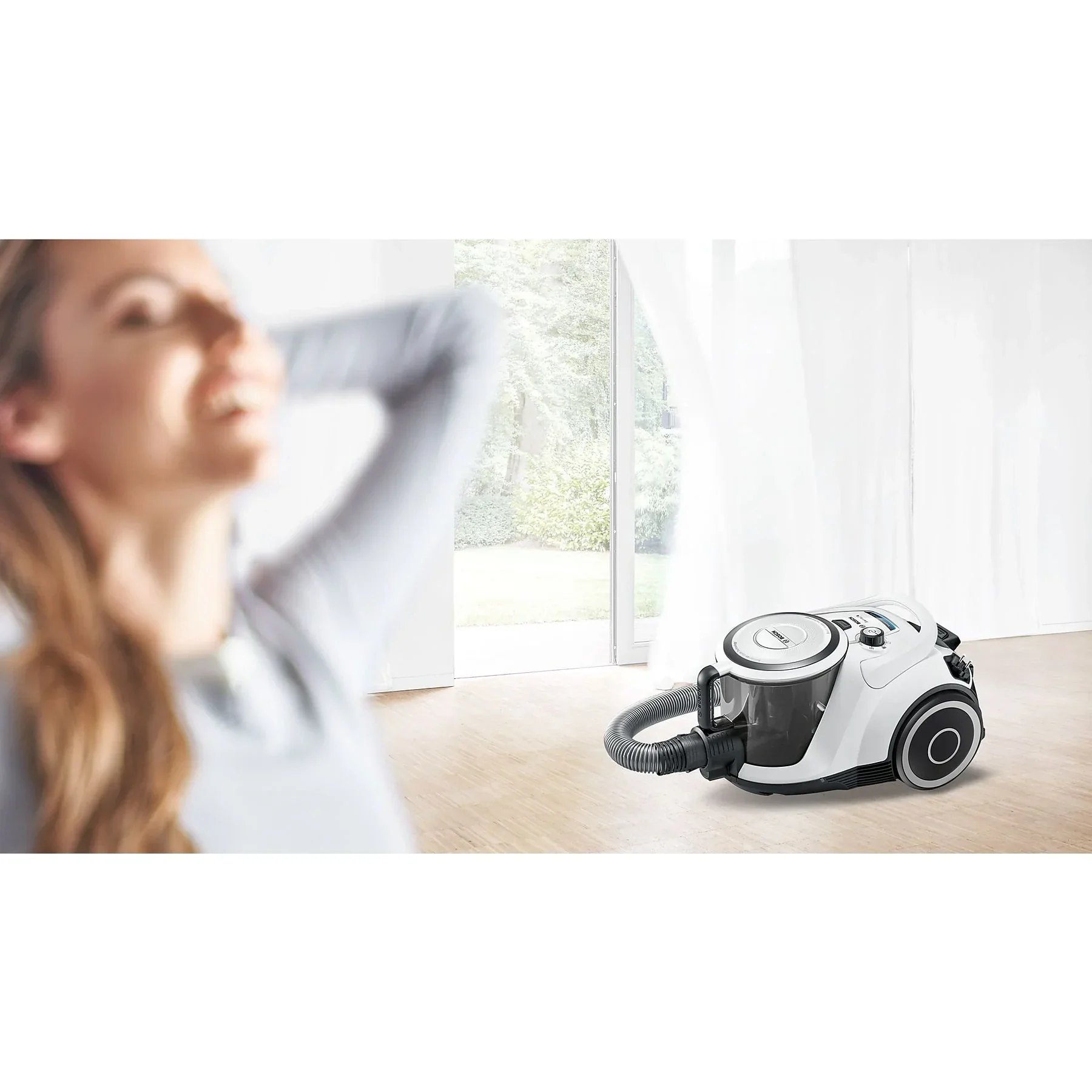 BOSCH BGC41XALL Bodenstaubsauger, beutellos, 700 W