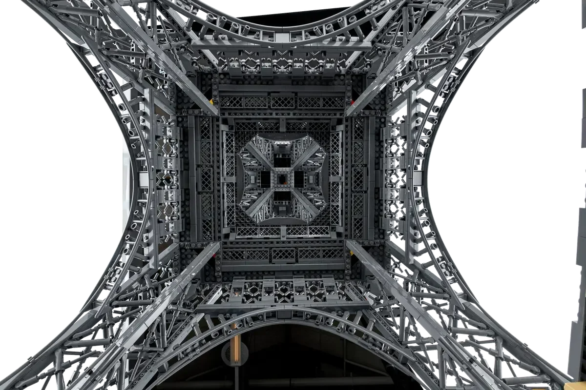 LEGO Eiffelturm 10307 Bauset für Erwachsene, 10001 Teile, 149 cm hoch